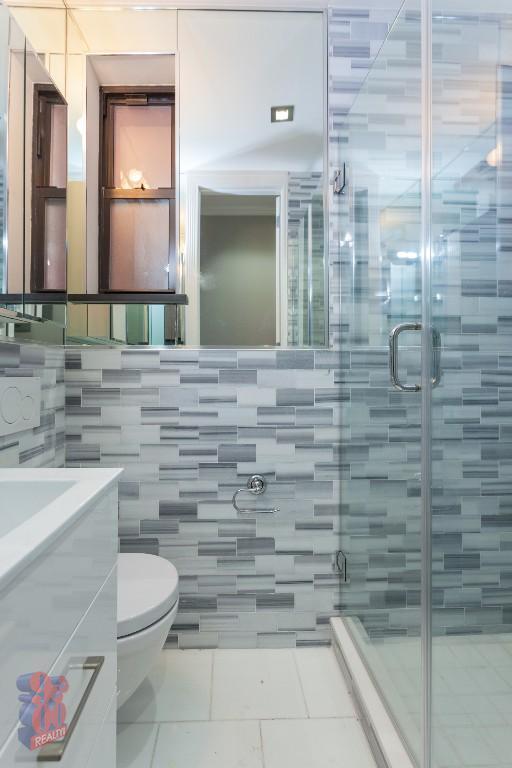 Building Photo - 16 E 116th St