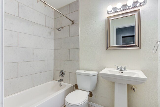 Interior Photo - "The Belle Grove" One Bedroom Apartments (...