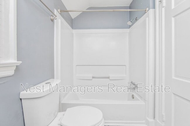 Building Photo - 220 Bradford Ave