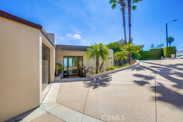 Building Photo - 1725 Del Mar Ave