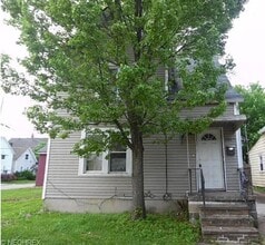 Building Photo - 3005 Roanoke Ave