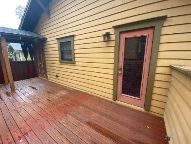 Building Photo - 3 Bedroom 2 Bath in Historic Orlando for RENT!