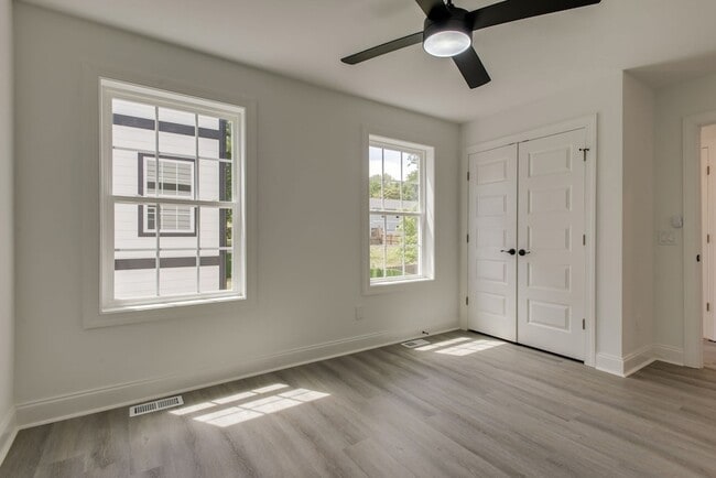 Building Photo - 203 Oceola Ave