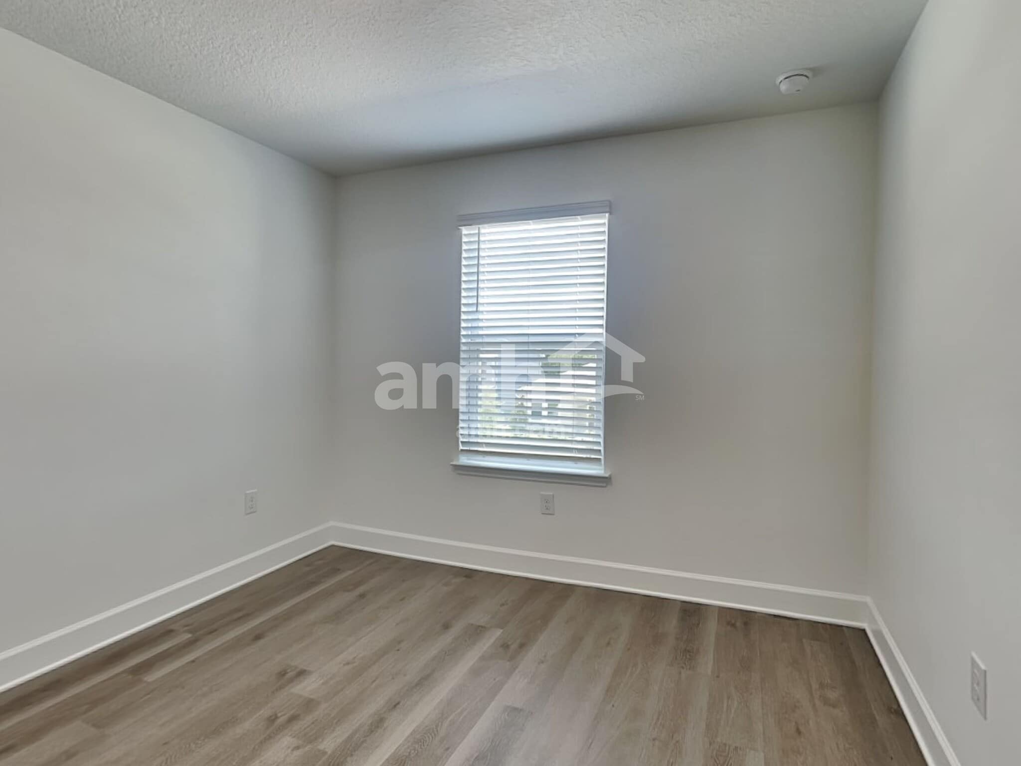 Building Photo - 37777 Dusty Saddle Ln