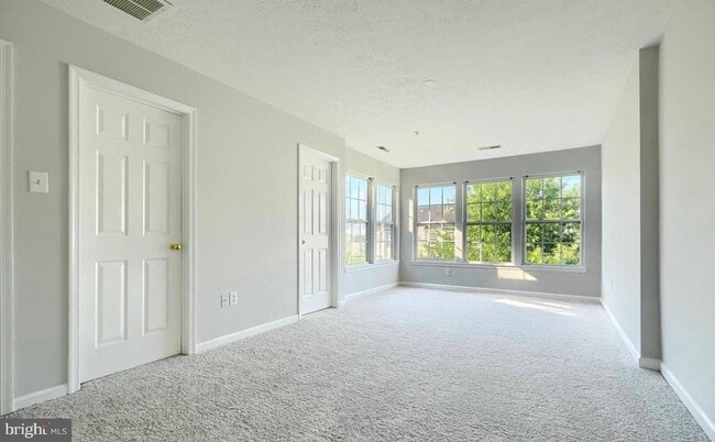 Building Photo - 9863 Decatur Rd