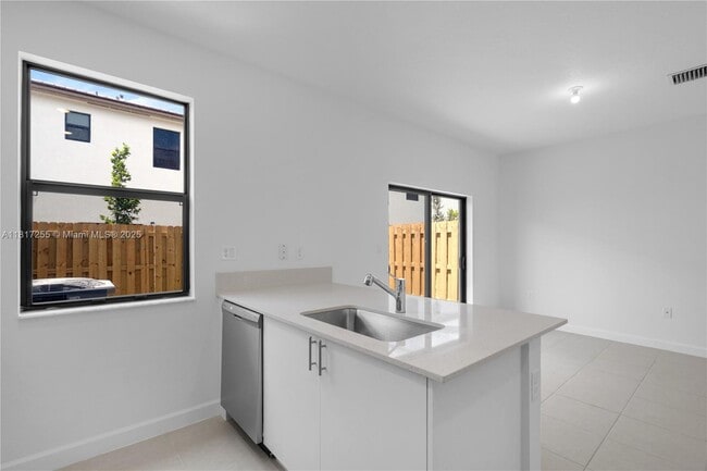 Building Photo - 12947 SW 231st Ter