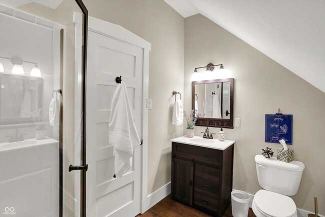 Building Photo - 140 N Main St