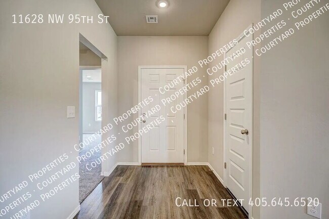 Building Photo - 11628 NW 95th St