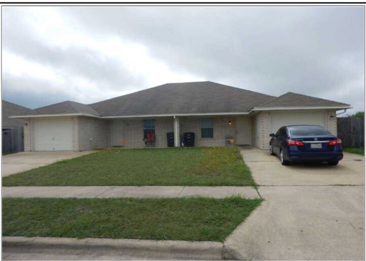 Front 2 - 3806 Uvalde Dr