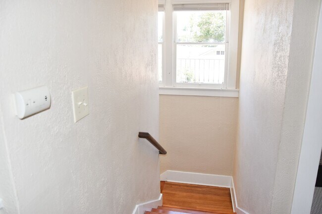 Building Photo - 169 N Harwood St