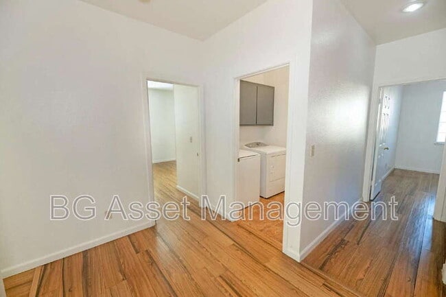 Building Photo - 295 Avalon Cir