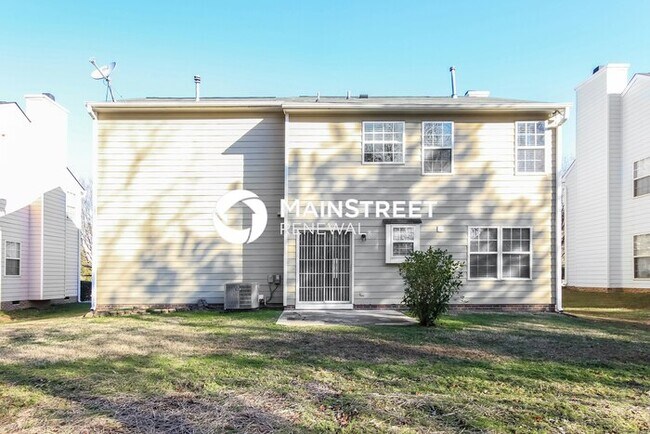 Building Photo - 4 Bedroom Pet-Friendly Home in Raleigh, NC with Main Street Renewal