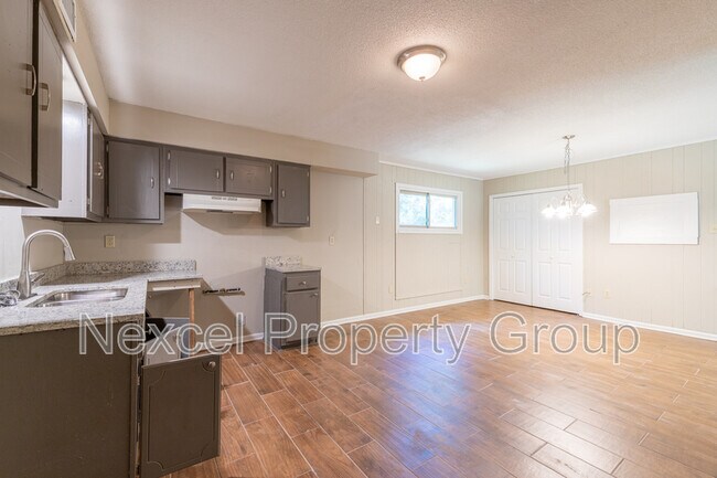 Building Photo - 3308 Spring Valley Cove