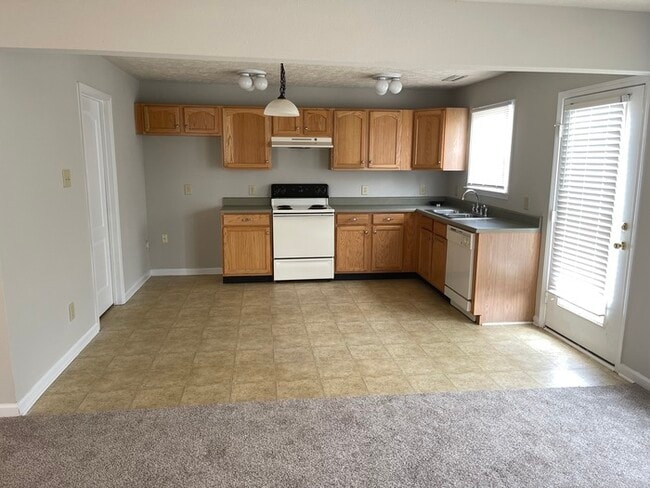 Building Photo - 1605 Matthew Allen Cir