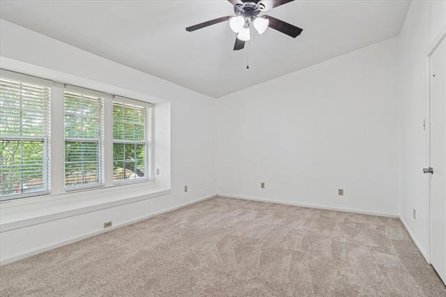 Building Photo - 1302 Summerwood Ln