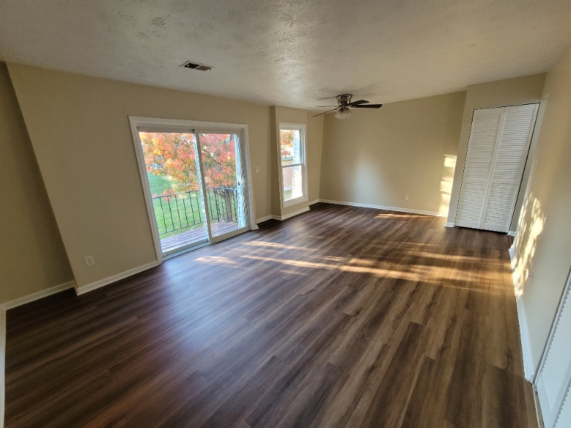 Building Photo - 1310 Louisville Rd