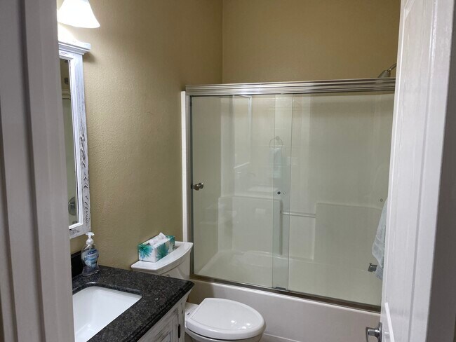 Building Photo - 2263 N Eagle Creek Ln