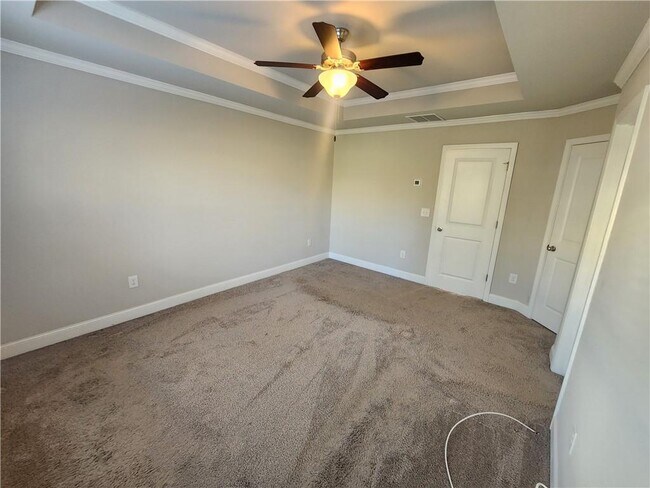 Building Photo - 187 Plaza Park Walk