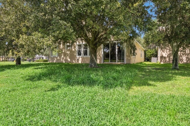 Building Photo - 4468 Blue Major Dr