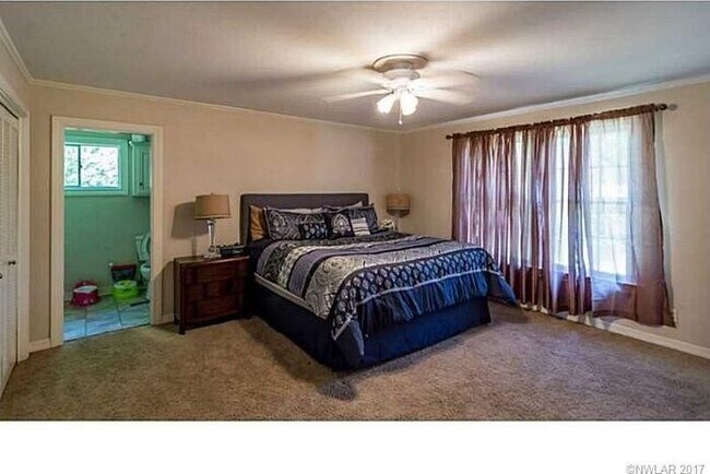 Building Photo - *WONDERFUL SO. HIGHLAND/MADISON PARK HOME*