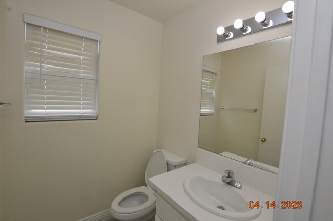 Building Photo - 9330 Cool Creek Ave