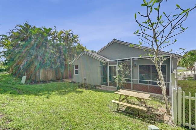 Building Photo - 10328 Boca Springs Dr