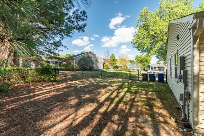 Building Photo - Single Family Home in South Durham- Available Now