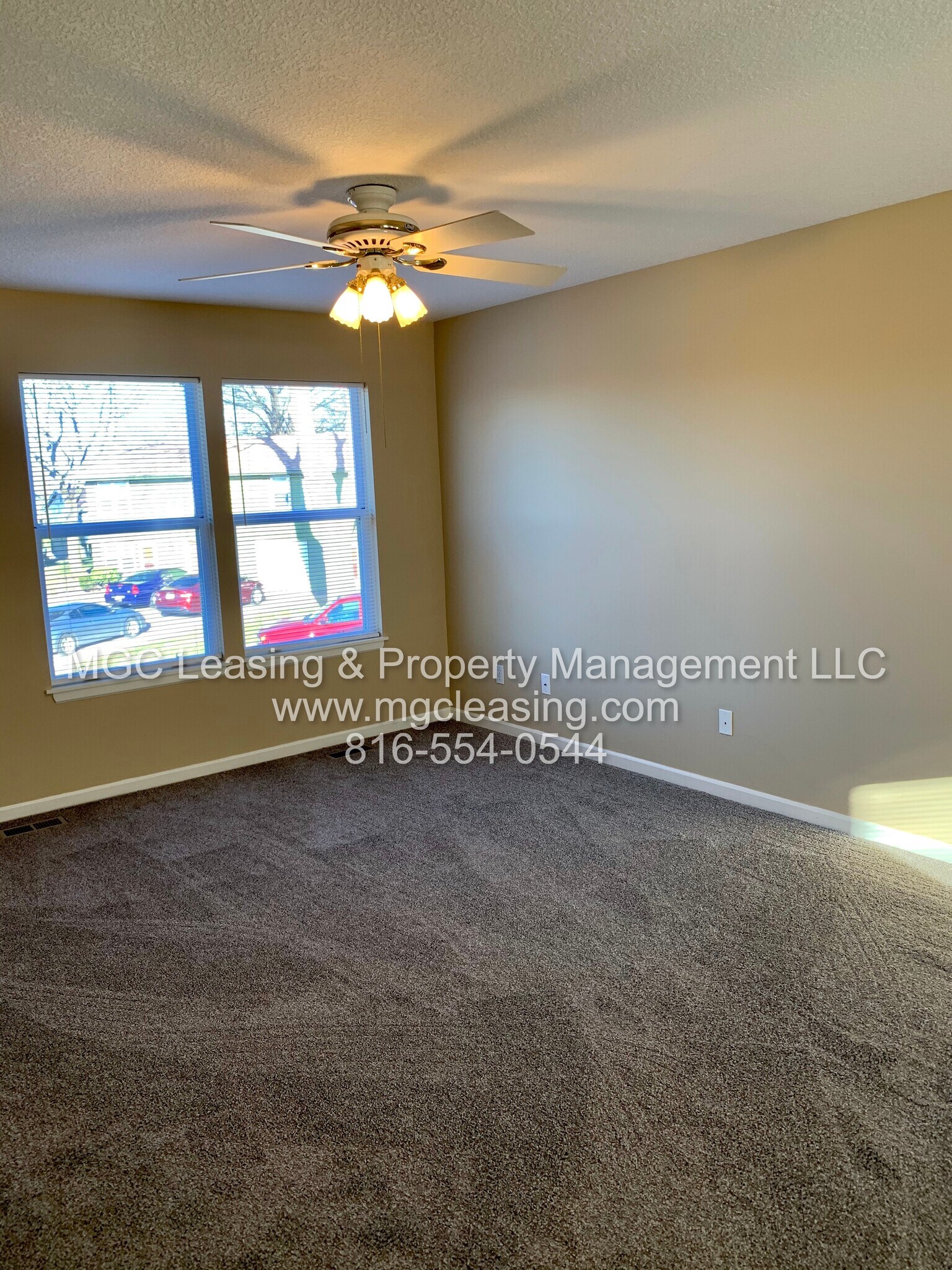 Building Photo - 816 NE Westwind Ln