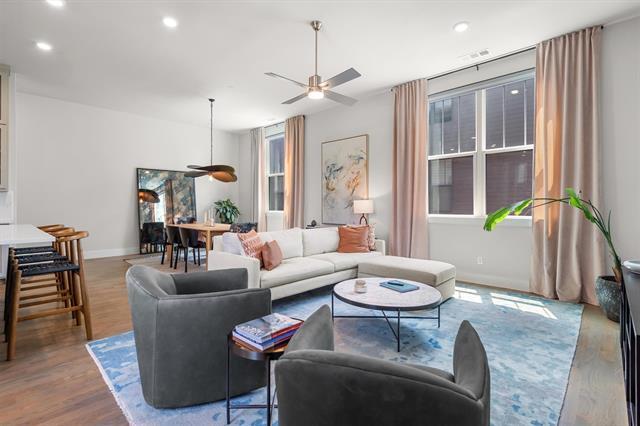 Building Photo - 625 N Tyler St