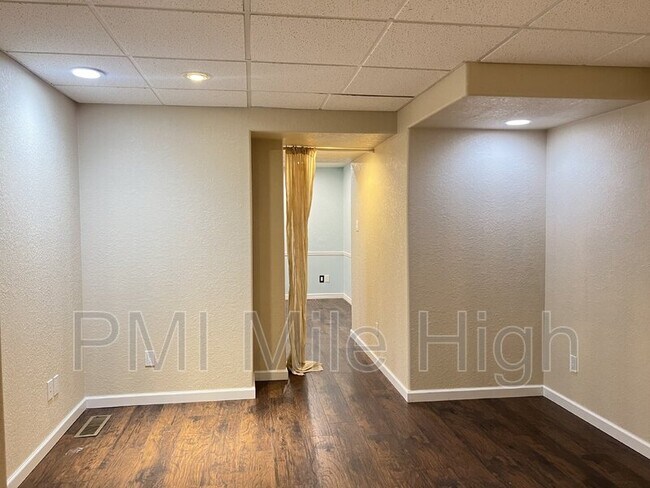 Building Photo - 6295 Taft St