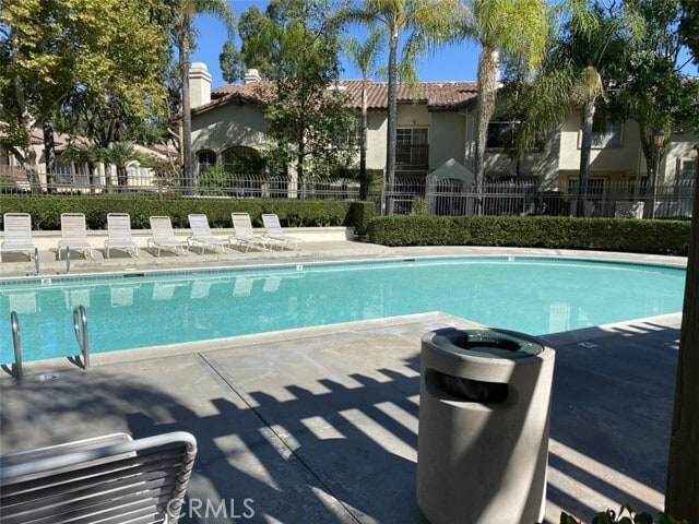 Building Photo - 105 Tierra Plano