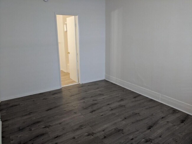 Interior Photo - 26 Westminister Avenue,