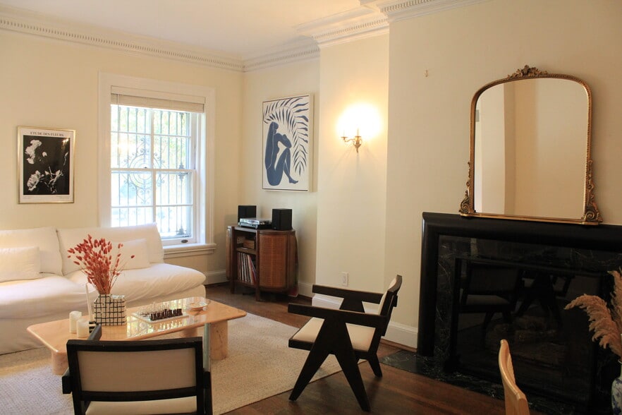 Building Photo - 1728 New Hampshire Ave NW