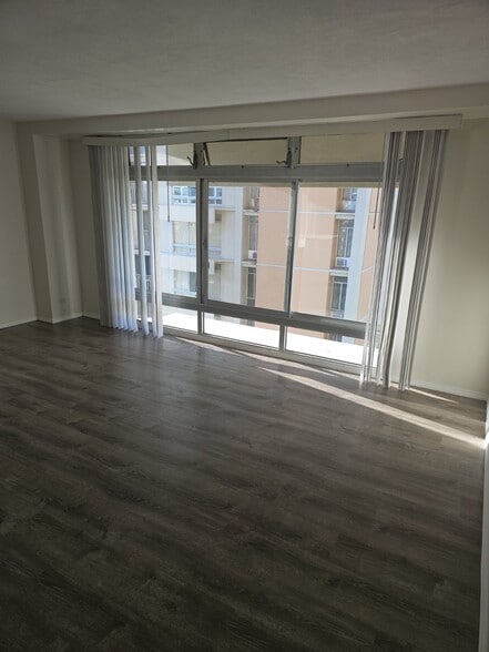 Building Photo - 1519 Nuuanu Ave