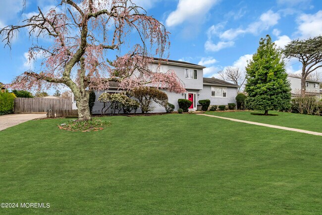 Building Photo - 36 Community Dr