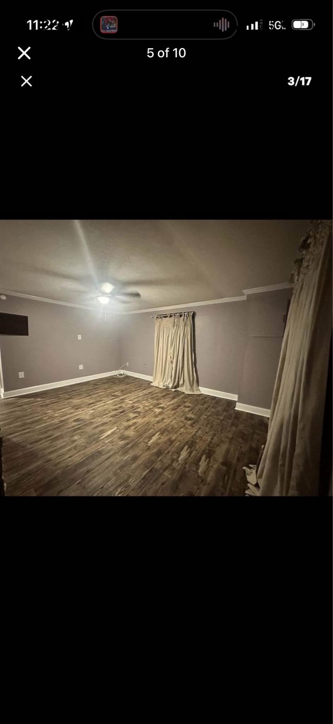 Building Photo - 120 7th St