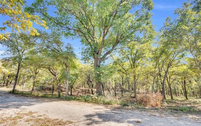 Building Photo - 800 FM 1187