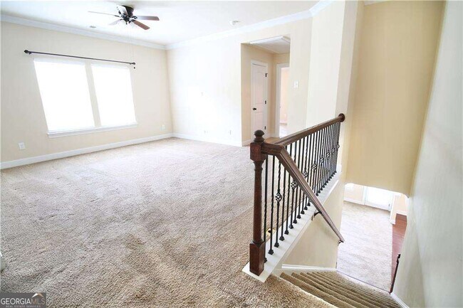 Building Photo - 1143 Park Hollow Ln NE