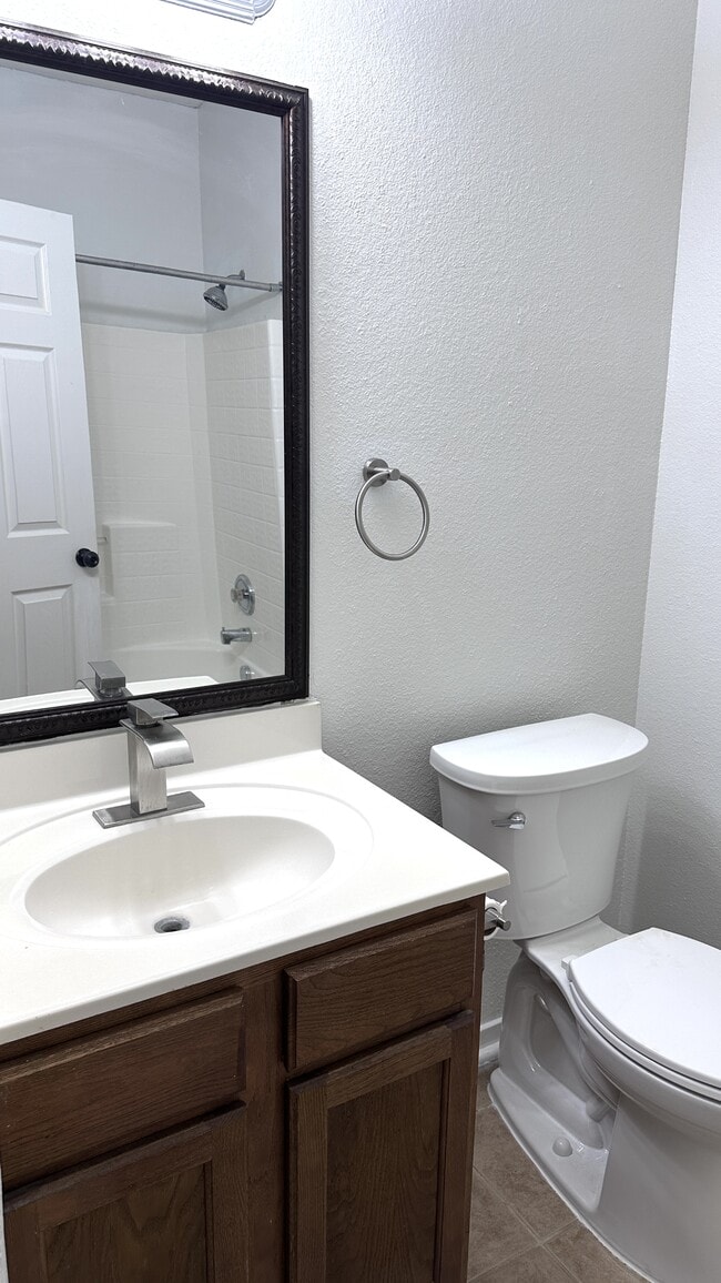 Building Photo - 6522 Malachite Dr