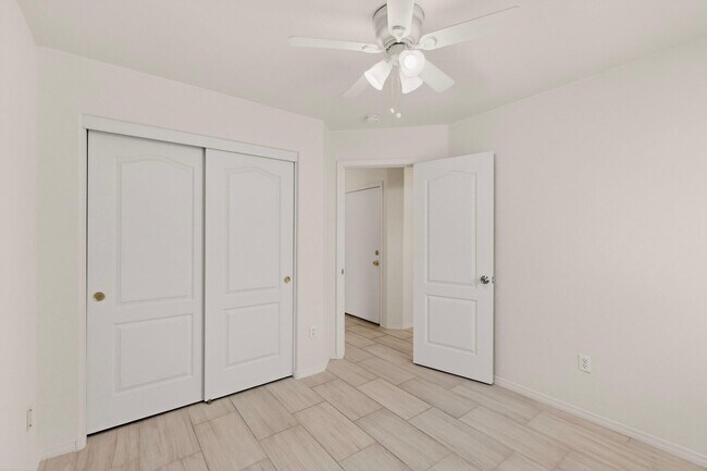 Building Photo - 3305 Tin Cup Rd