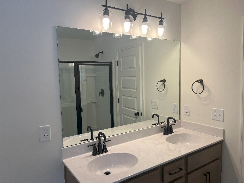 Building Photo - 244 Holywell Dr