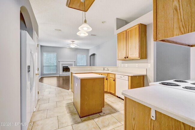 Building Photo - 4613 W Catbrier Ct