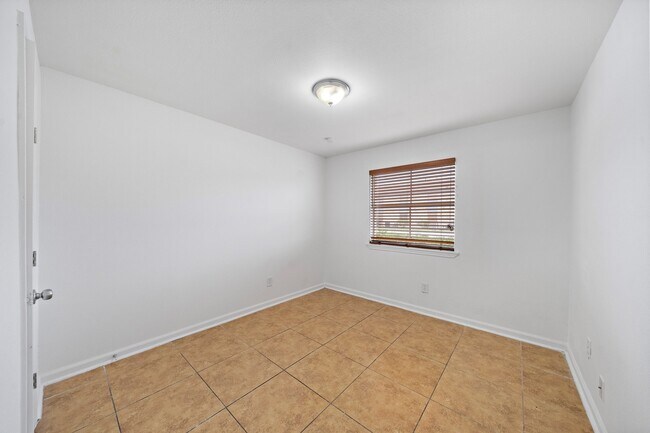 Building Photo - 2828 61st St