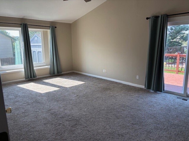Building Photo - 6650 Holt Dr