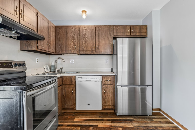 Building Photo - 394 Orient Ave