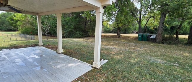 Building Photo - 1071 Rambling Brook Rd