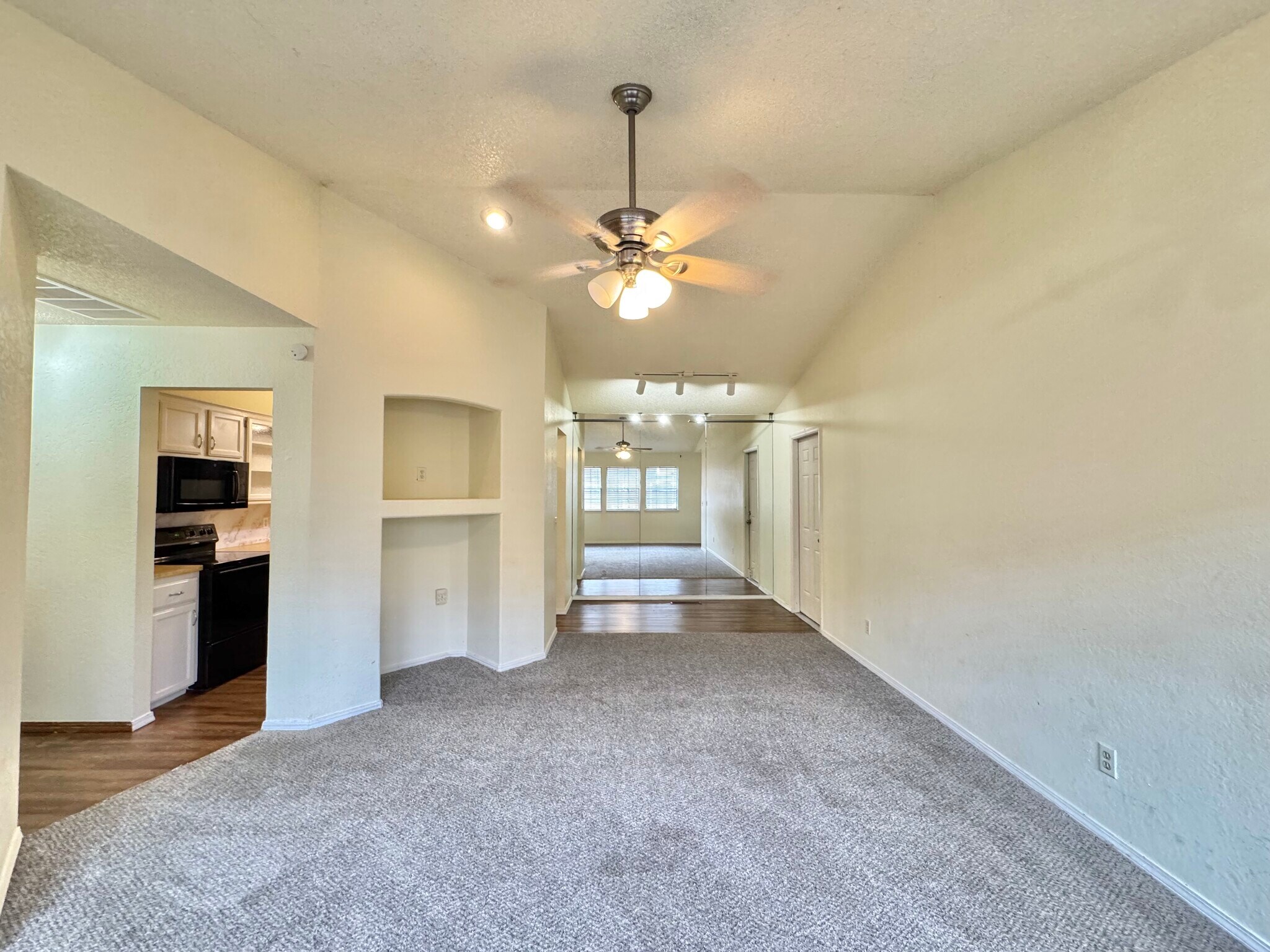 Building Photo - 1416 SW 96th St