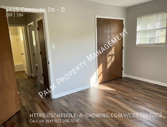 Building Photo - 4419 Caroline Dr