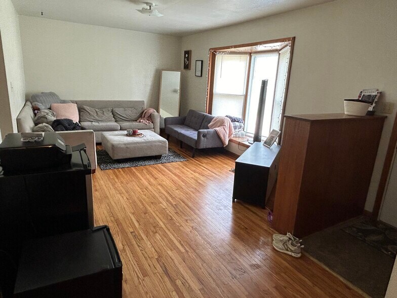 Building Photo - 1421 Starbeck Cir