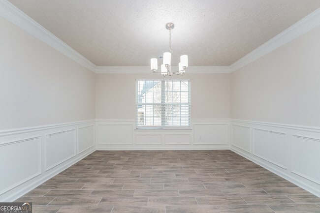 Building Photo - 15 Emerson Trail